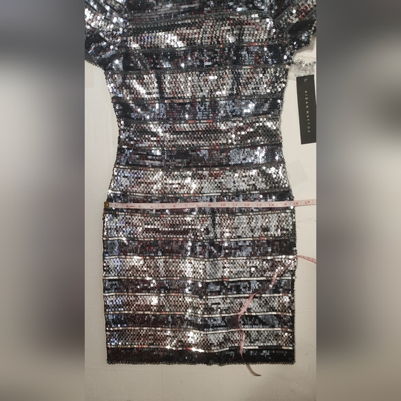 AIDAN MATTOX New Elegant Black and Silver Sequin Dress. - Picture 16 of 17